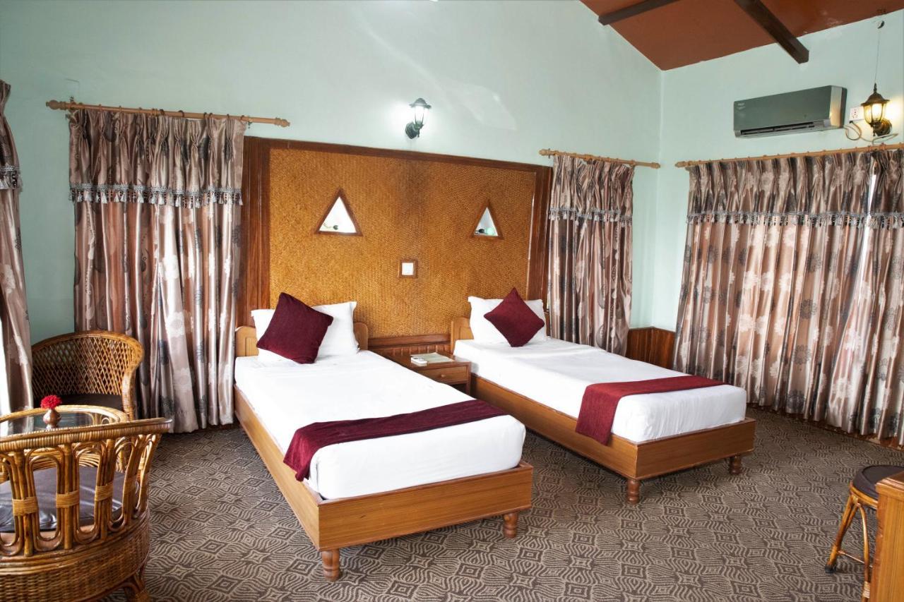 Himalayan Deurali Resort Pokhara Exterior foto