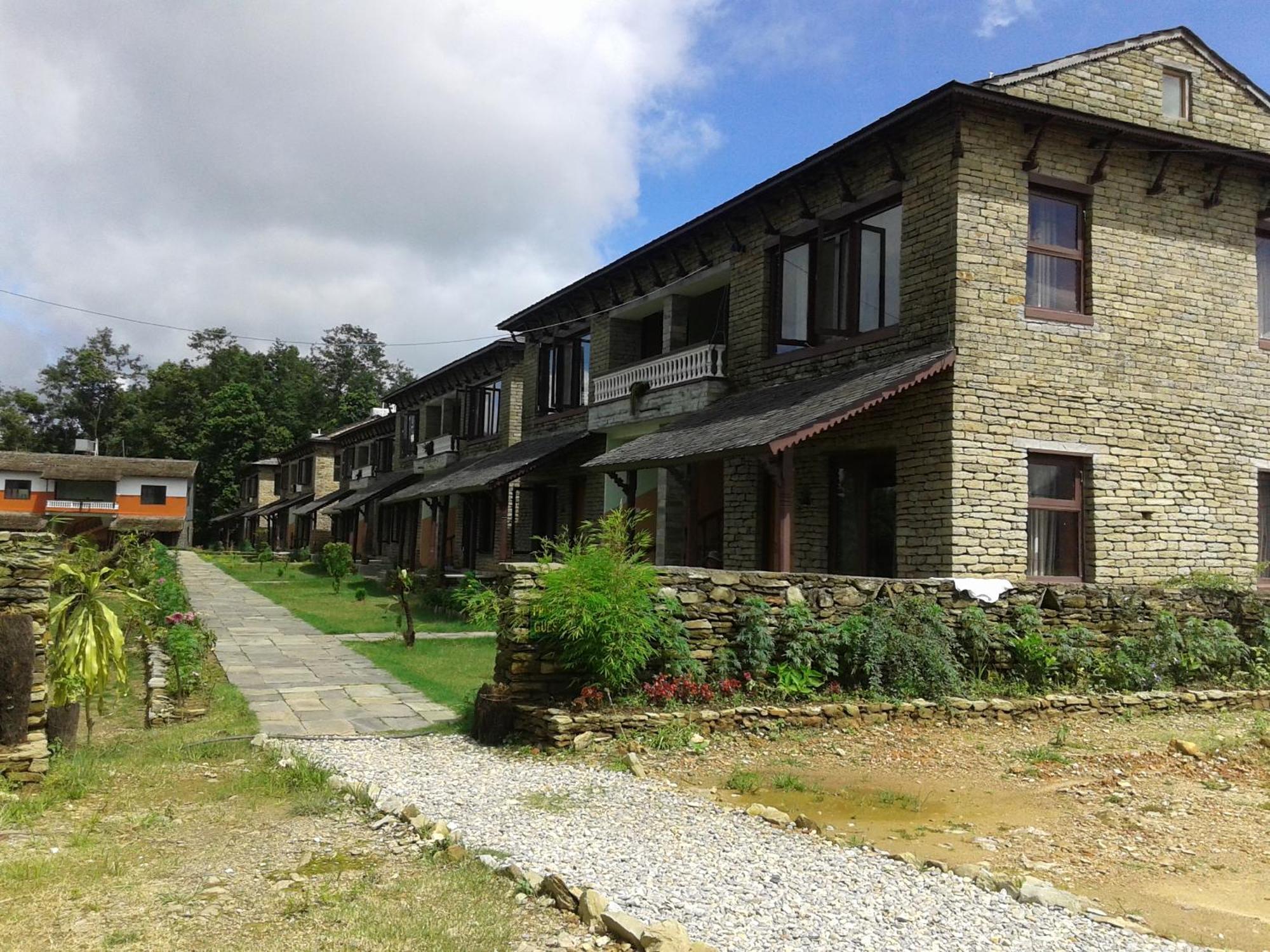 Himalayan Deurali Resort Pokhara Exterior foto